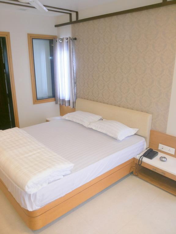 Hotel Sangat Plaza Bhopal Cameră foto